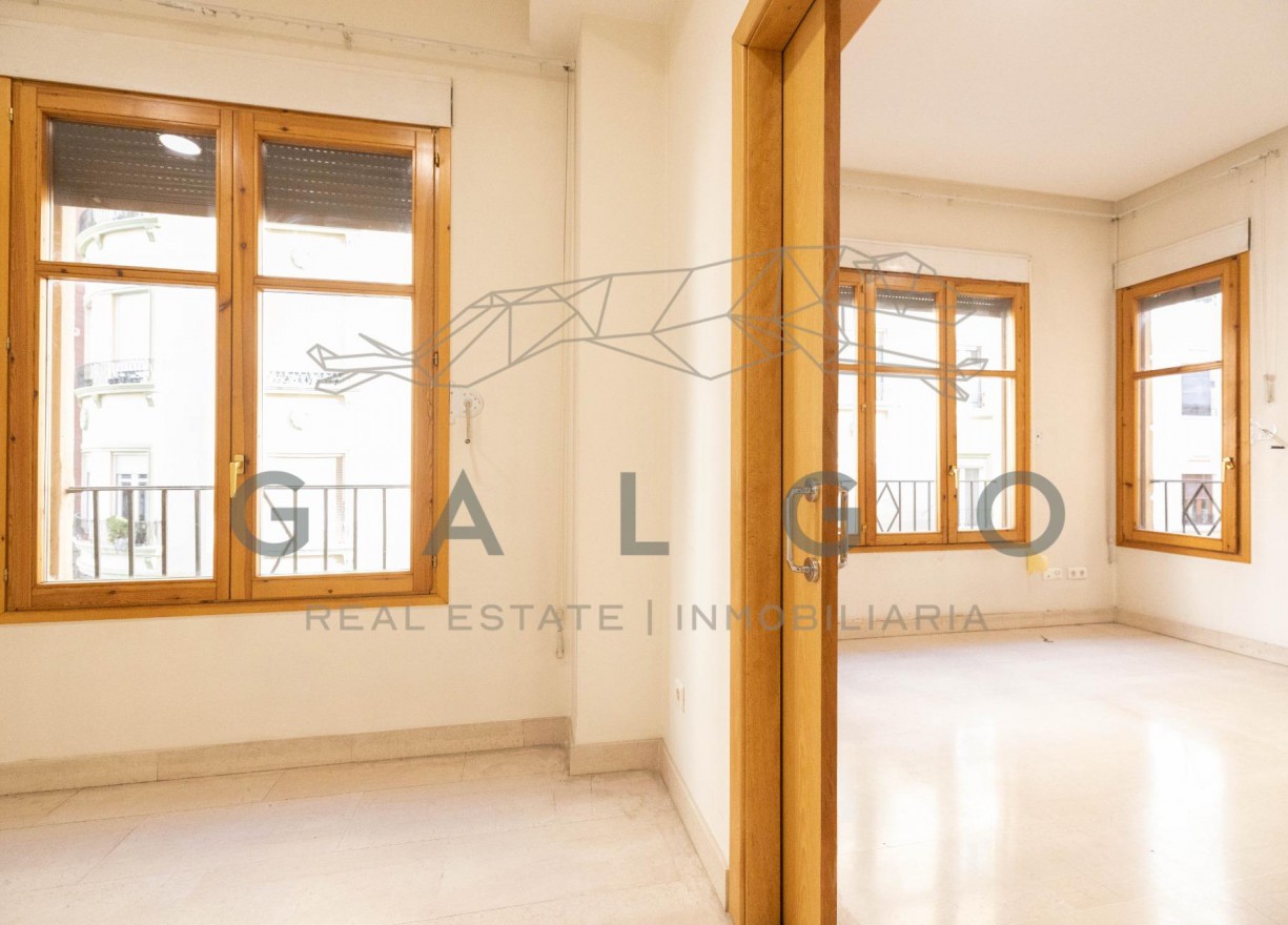 Sale - Flat - Valencia - Centro - Sant Francesc