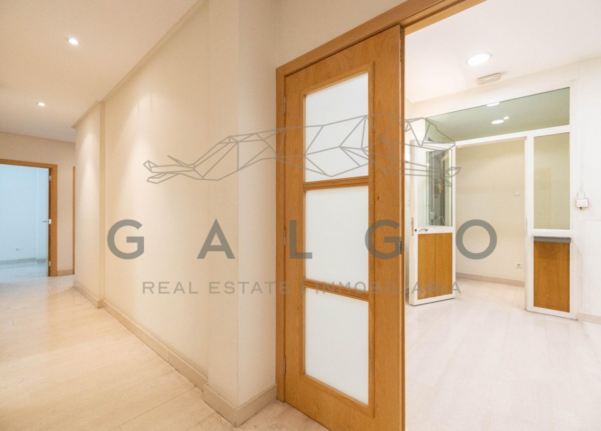 Sale - Flat - Valencia - Centro - Sant Francesc