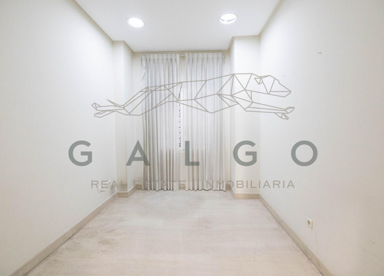 Sale - Flat - Valencia - Centro - Sant Francesc