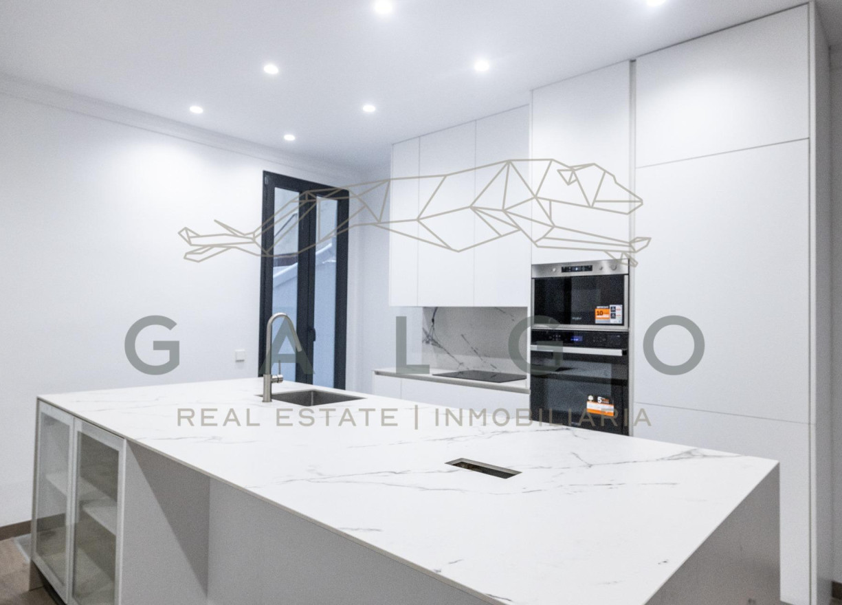 Sale - Flat - Valencia - Centro - Sant Francesc