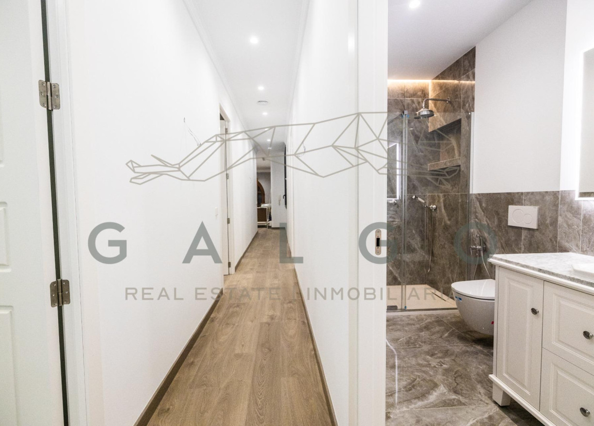 Sale - Flat - Valencia - Centro - Sant Francesc