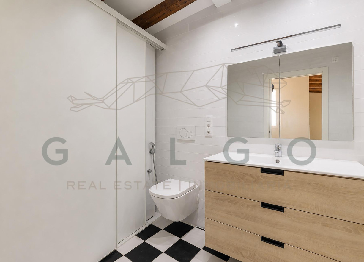 Sale - Flat - Valencia - Centro - Sant Francesc