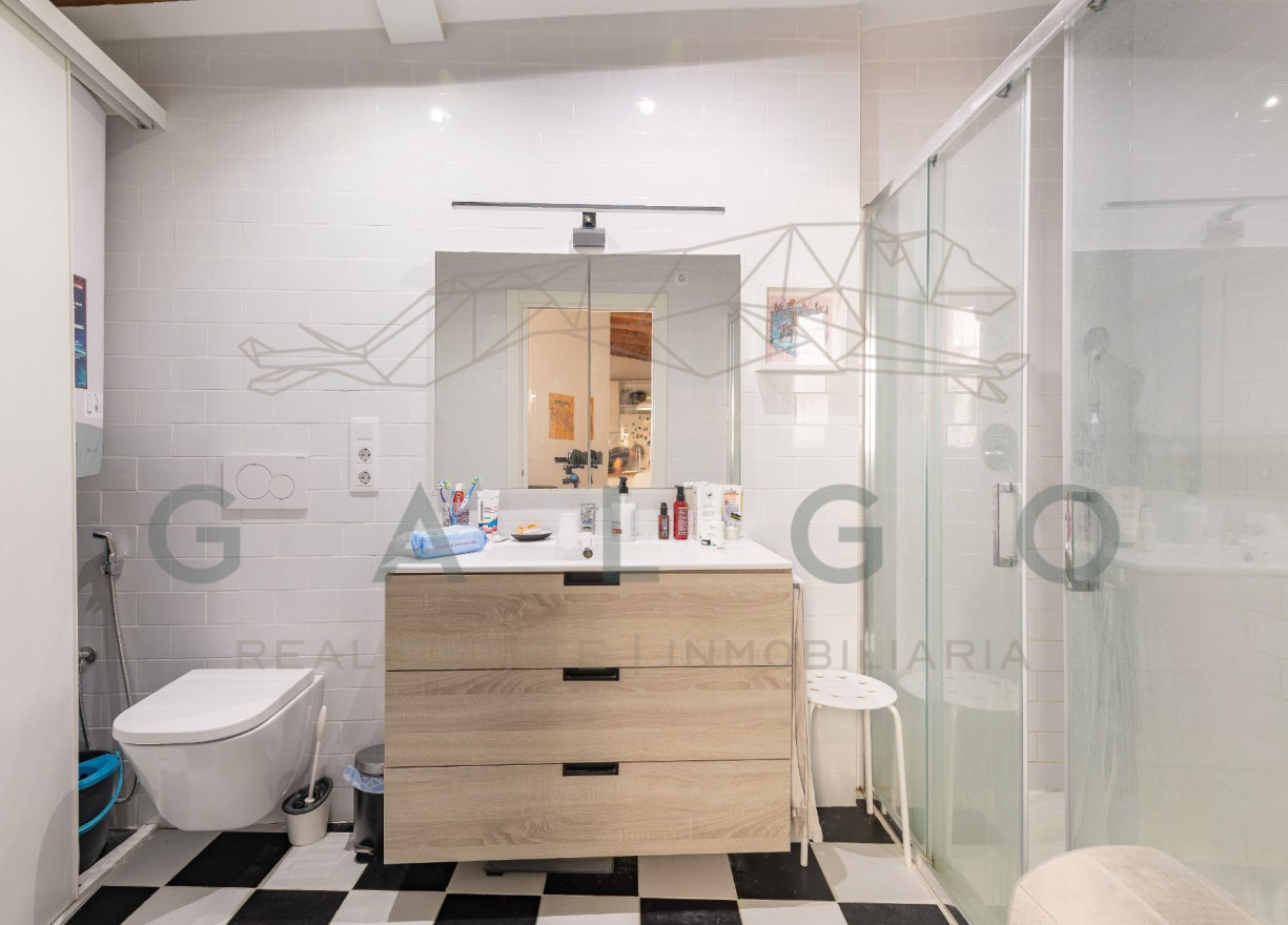 Sale - Flat - Valencia - Centro - Sant Francesc