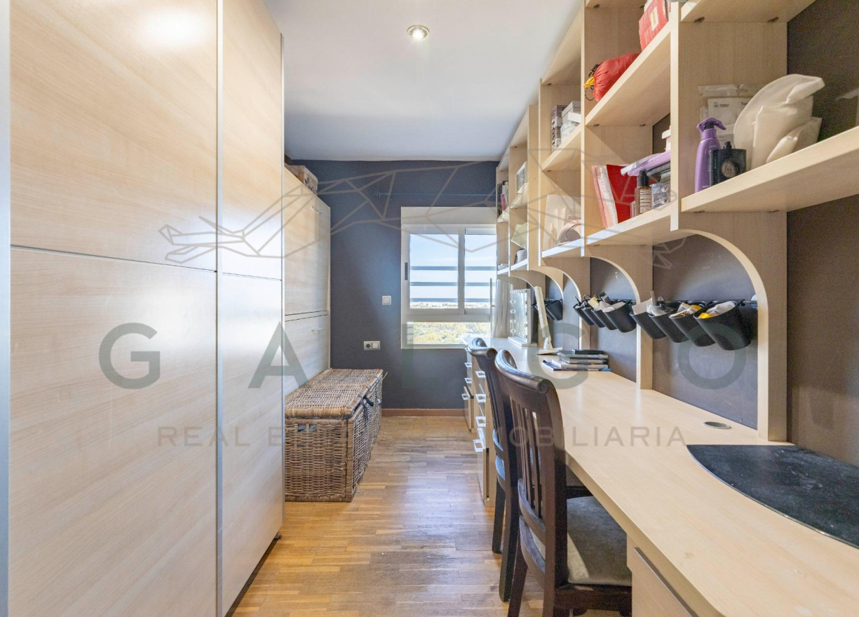 Sale - Flat - Valencia - Ciutat Universitaria - Universidades