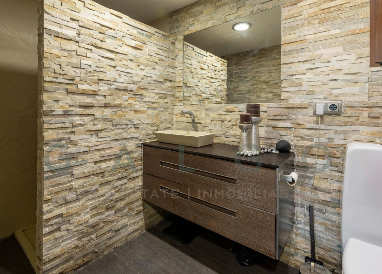 Sale - Flat - Valencia - Ciutat Universitaria - Universidades