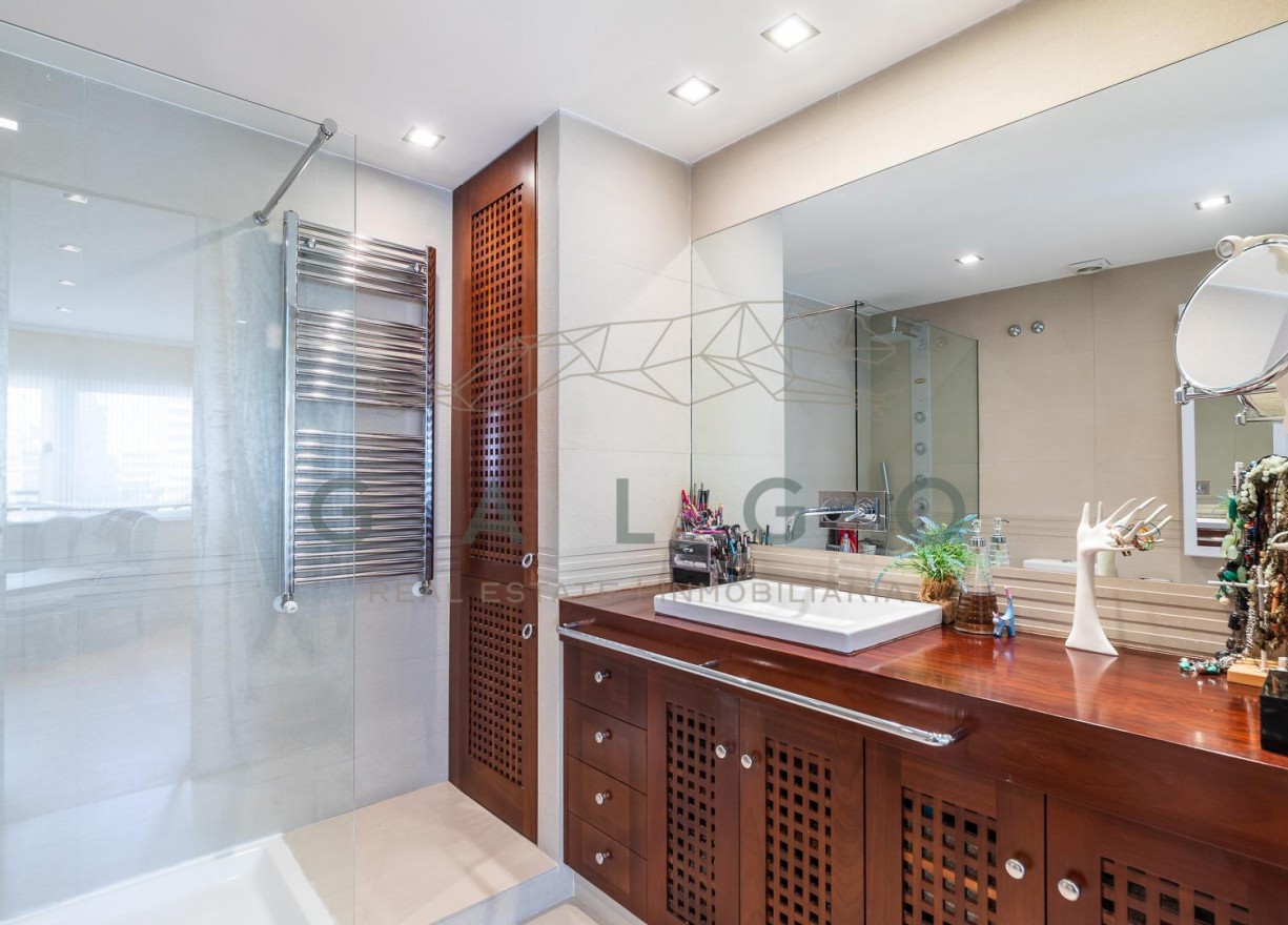 Sale - Flat - Valencia - Jaume Roig
