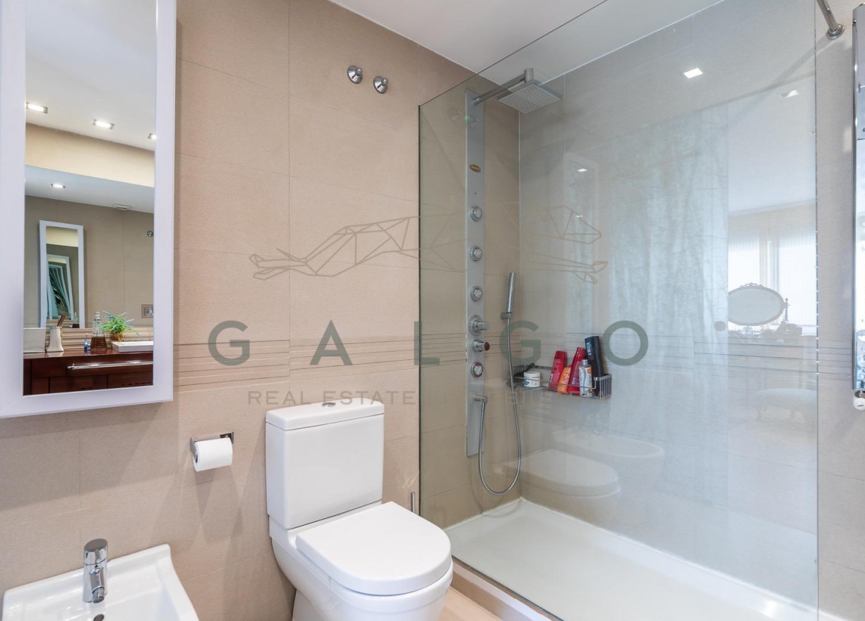 Sale - Flat - Valencia - Jaume Roig
