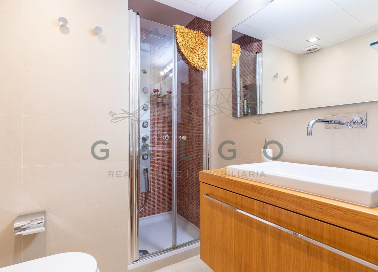 Sale - Flat - Valencia - Jaume Roig