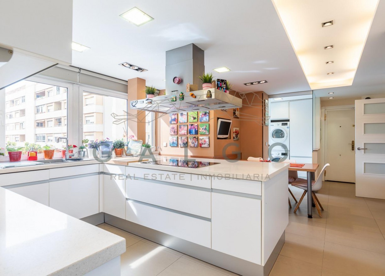 Sale - Flat - Valencia - Jaume Roig