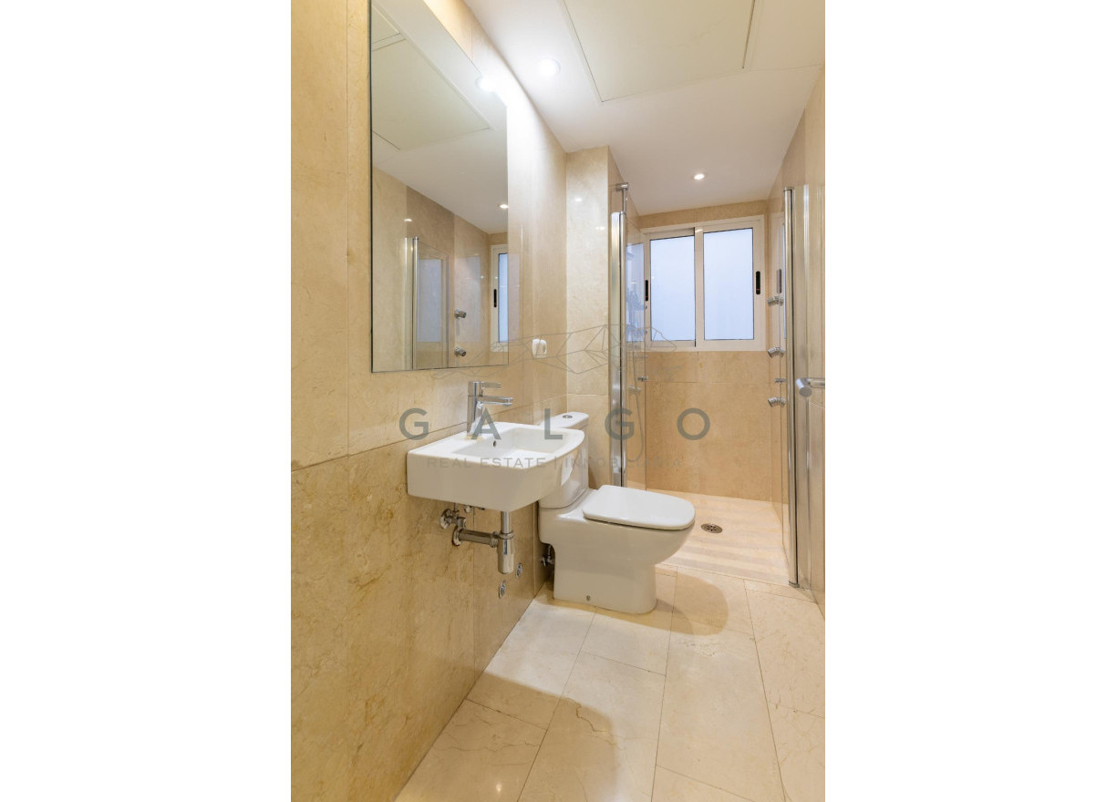 Sale - Flat - Valencia - La Roqueta