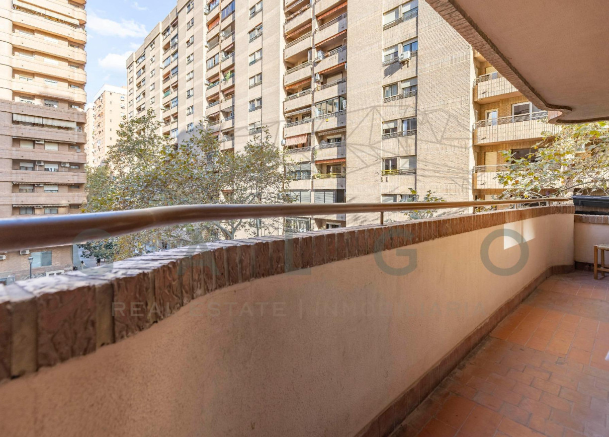 Sale - Flat - Valencia - Mestalla