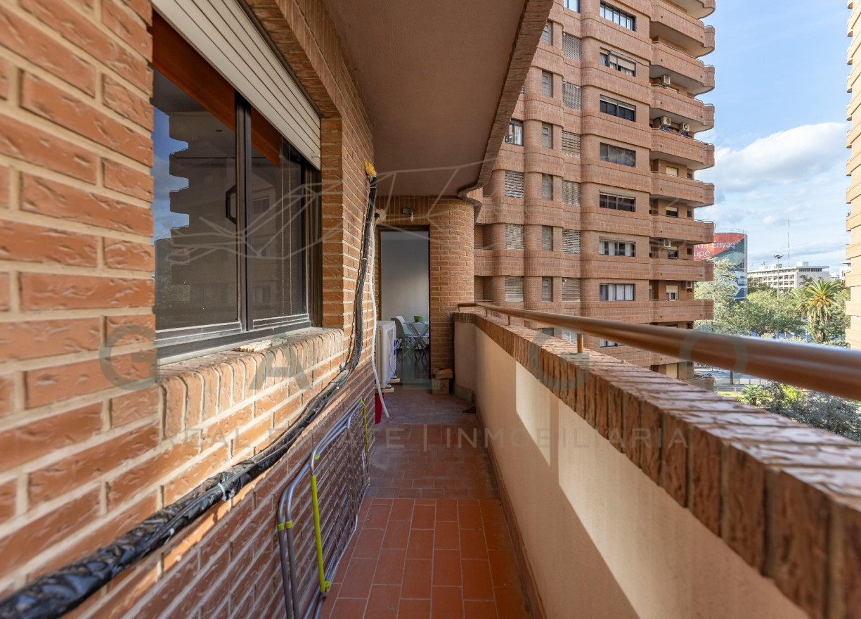 Sale - Flat - Valencia - Mestalla
