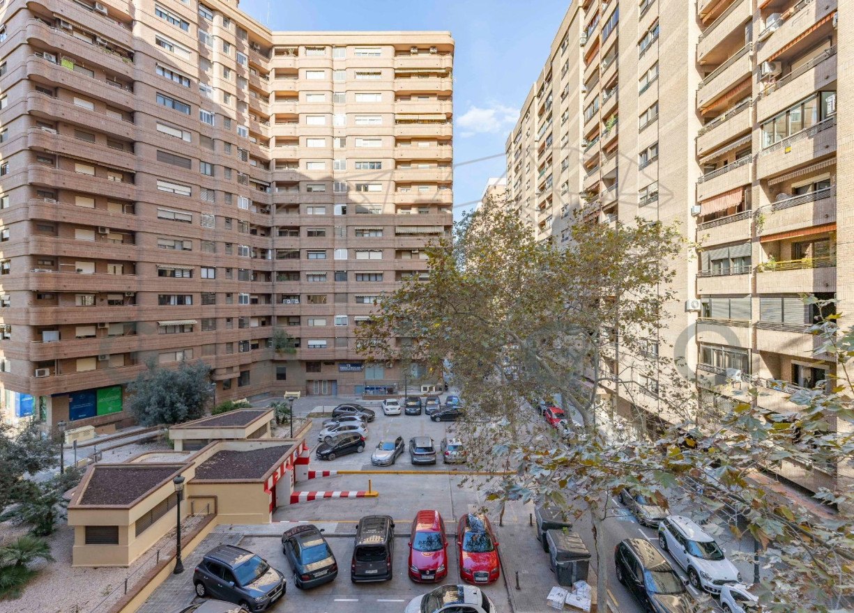 Sale - Flat - Valencia - Mestalla