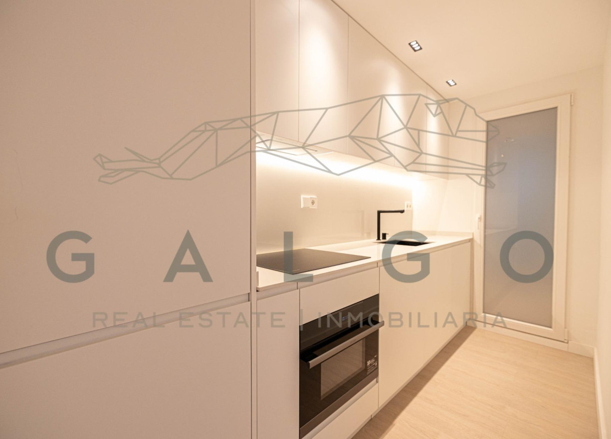 Sale - Flat - Valencia - Russafa