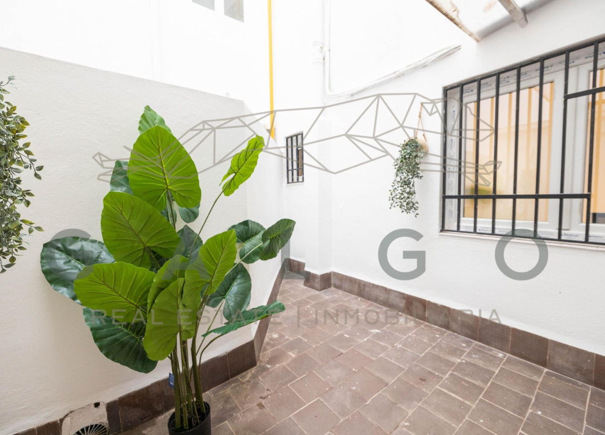 Sale - Flat - Valencia - Russafa