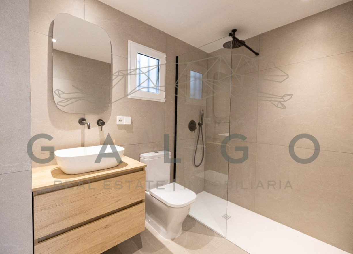 Sale - Flat - Valencia - Russafa
