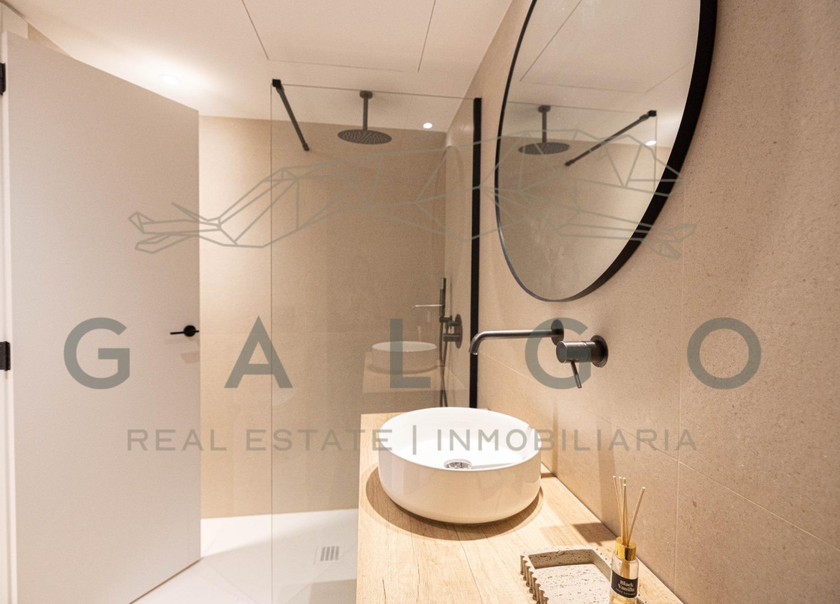 Sale - Flat - Valencia - Russafa