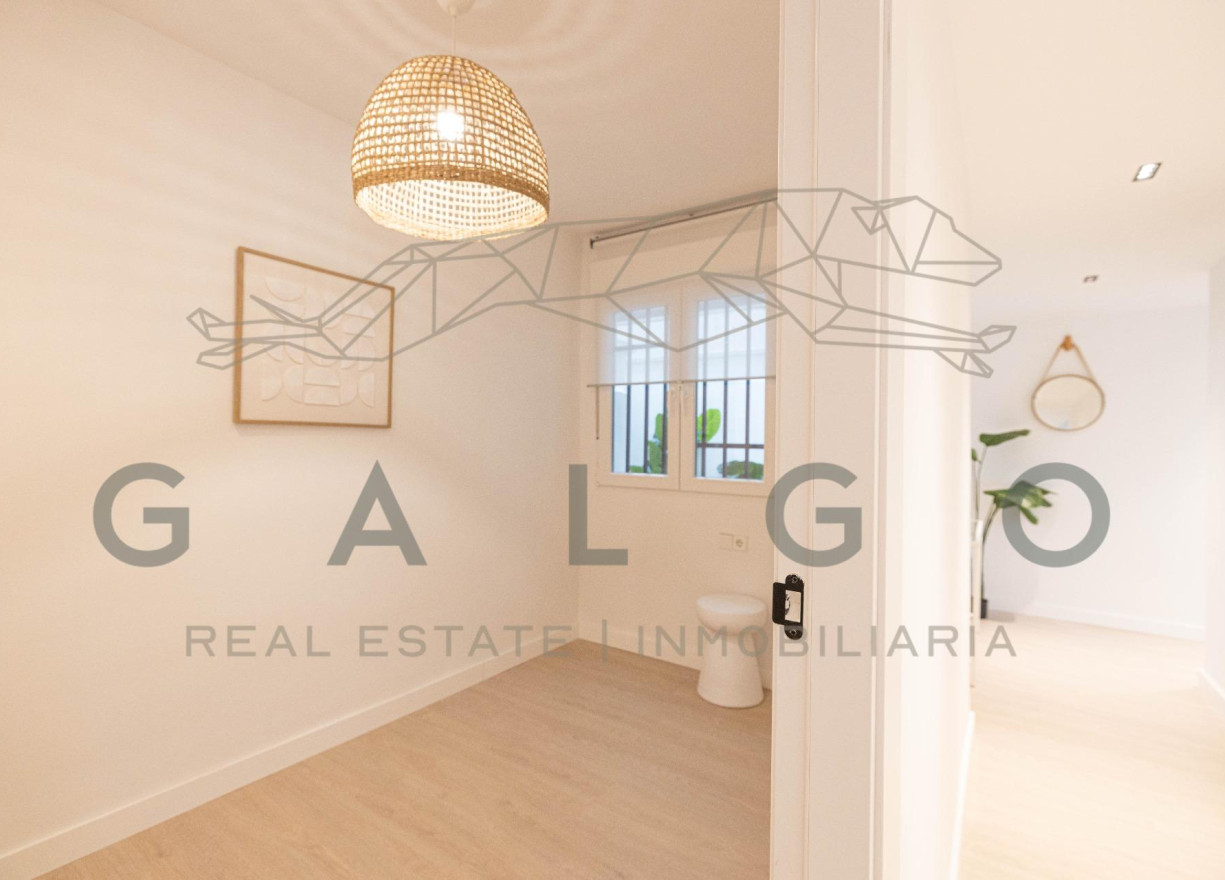 Sale - Flat - Valencia - Russafa