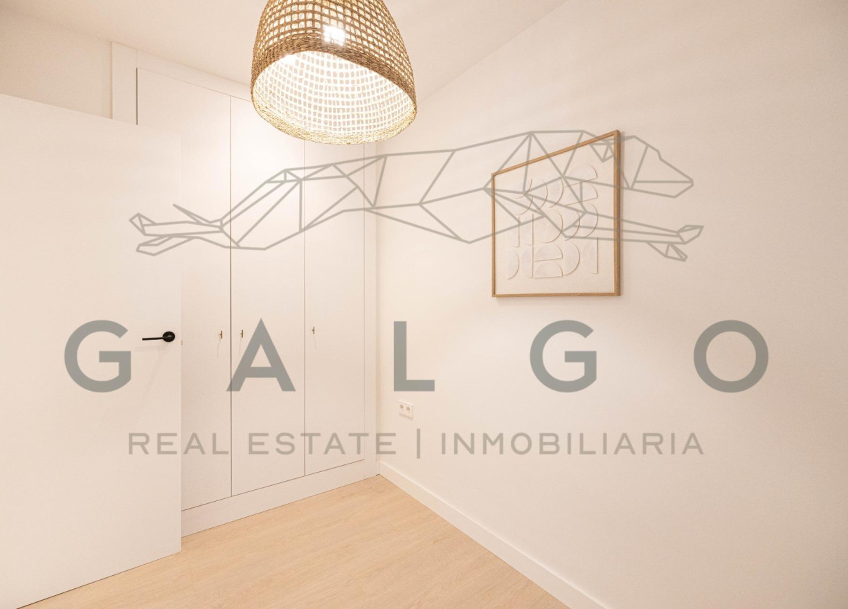 Sale - Flat - Valencia - Russafa