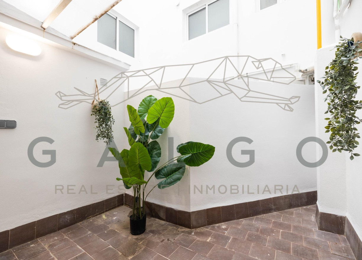 Sale - Flat - Valencia - Russafa
