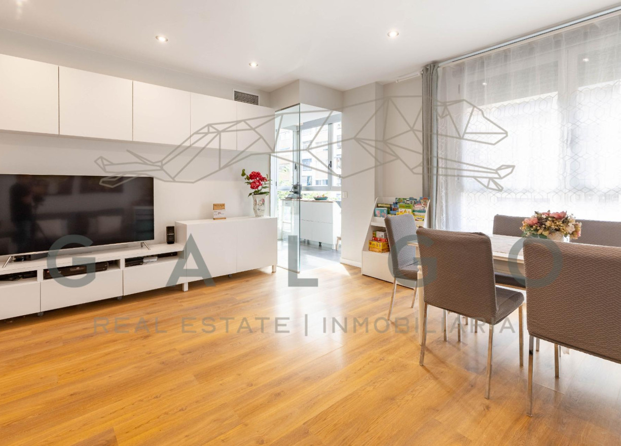 Sale - Flat - Valencia - Russafa