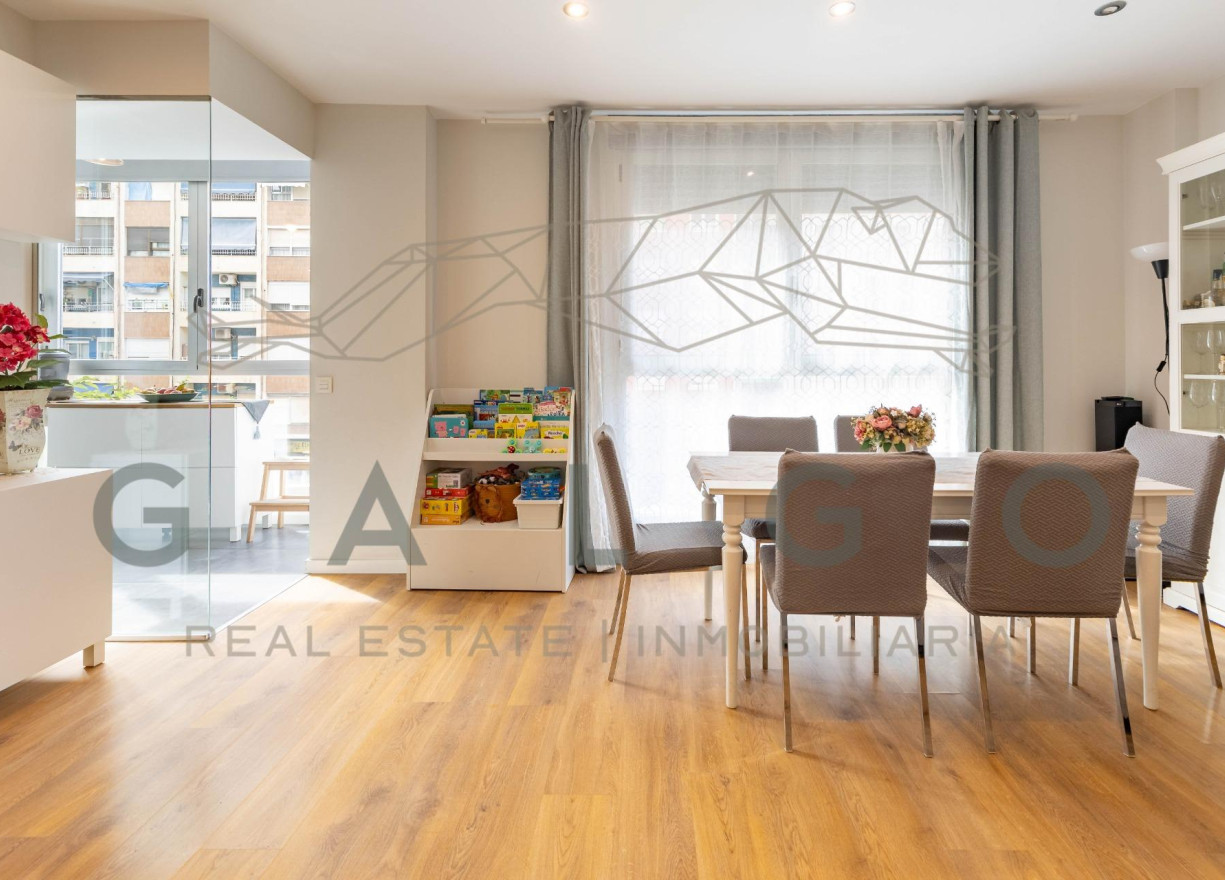 Sale - Flat - Valencia - Russafa