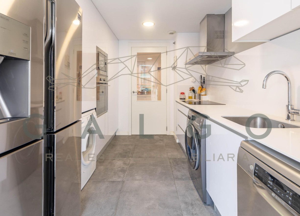 Sale - Flat - Valencia - Russafa