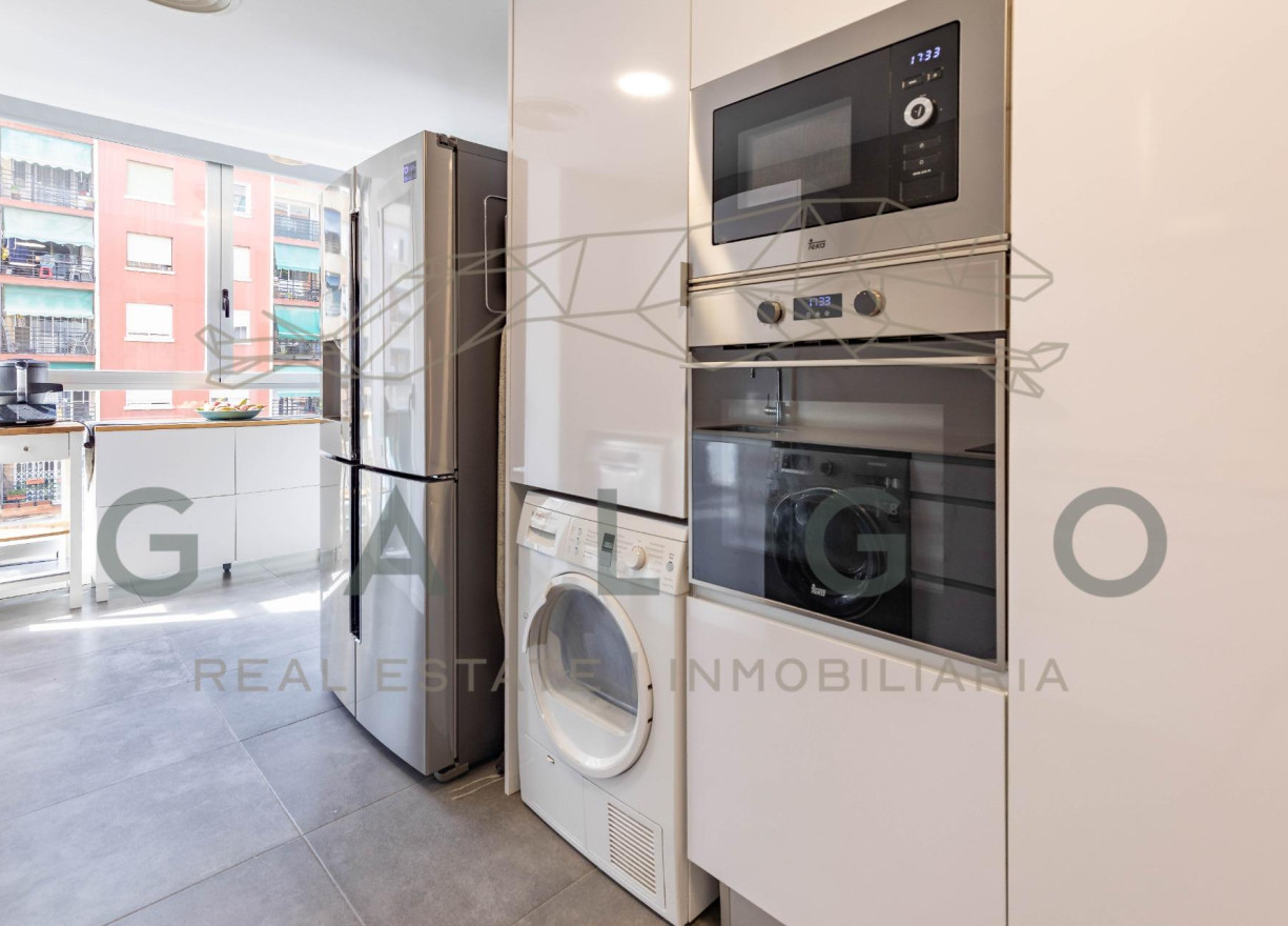 Sale - Flat - Valencia - Russafa