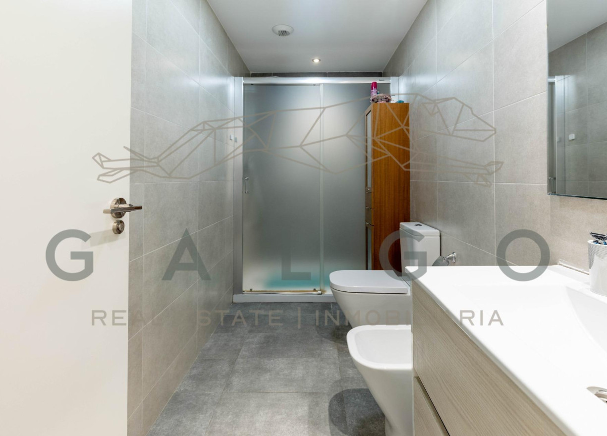Sale - Flat - Valencia - Russafa