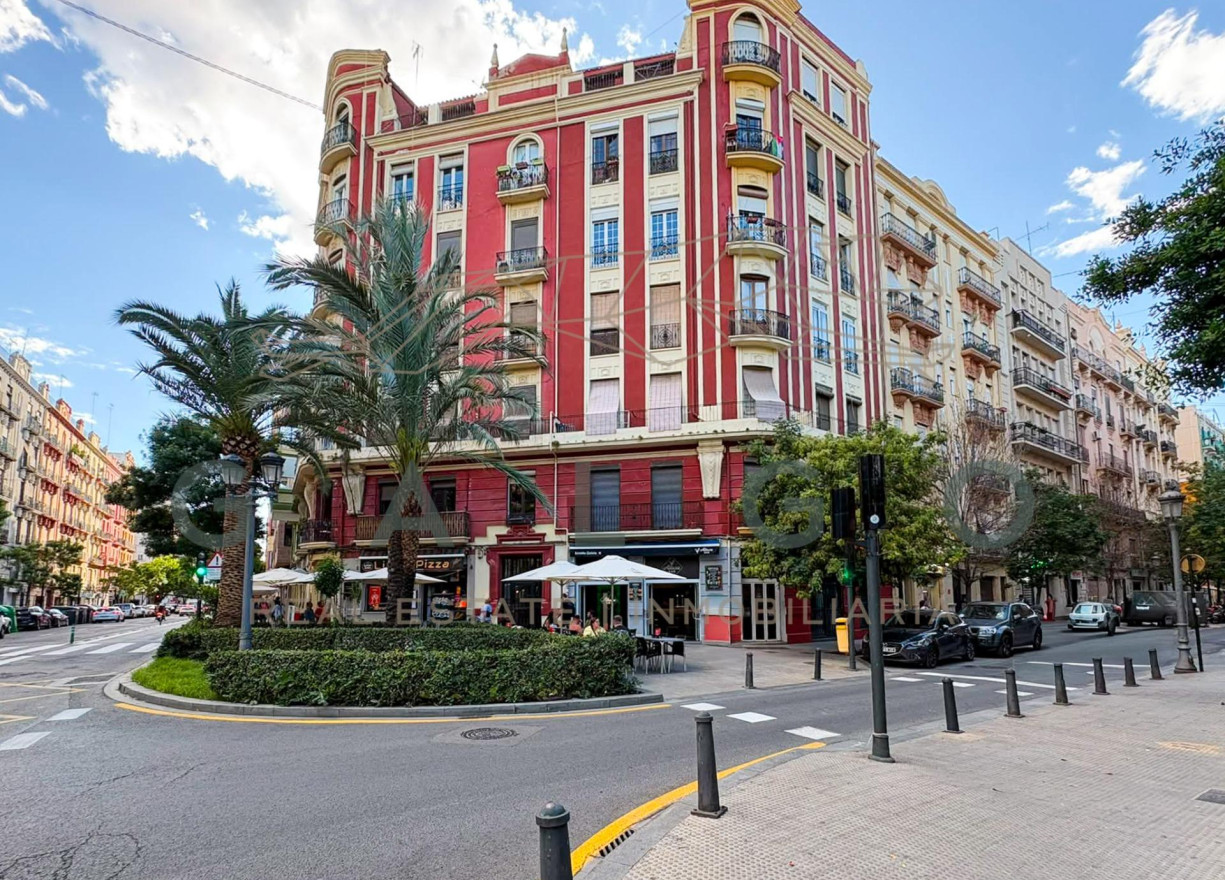 Sale - Flat - Valencia - Russafa