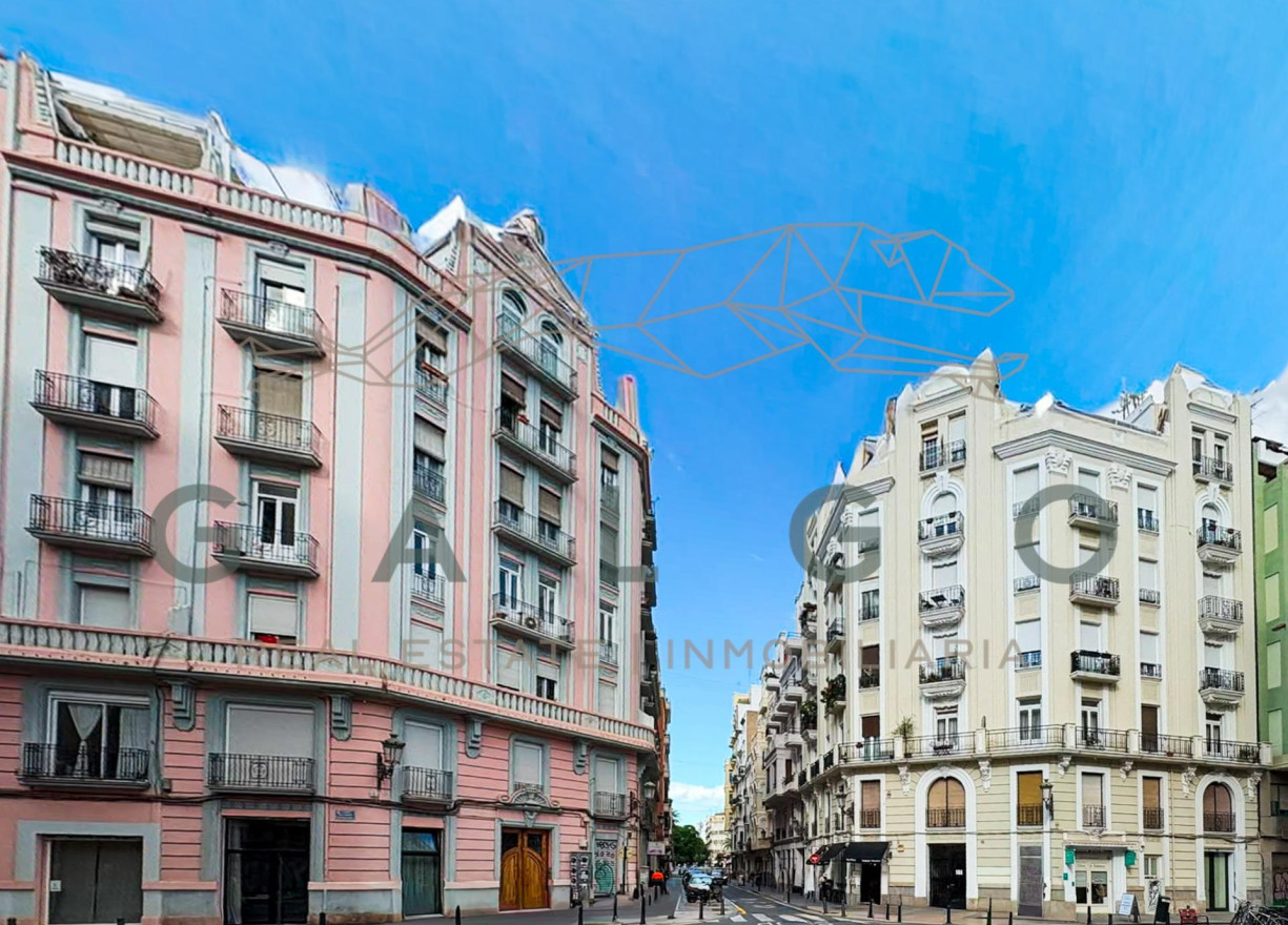 Sale - Flat - Valencia - Russafa