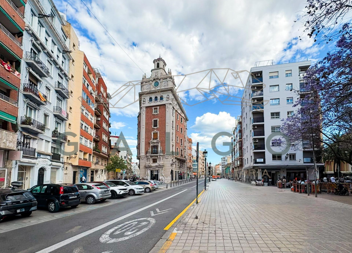 Sale - Flat - Valencia - Russafa
