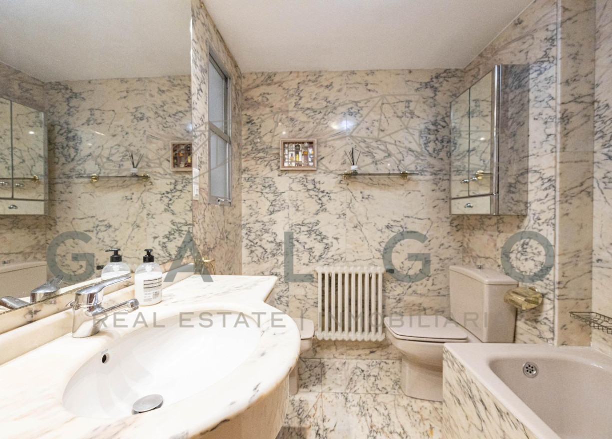 Sale - Flat - Valencia - Sant Francesc