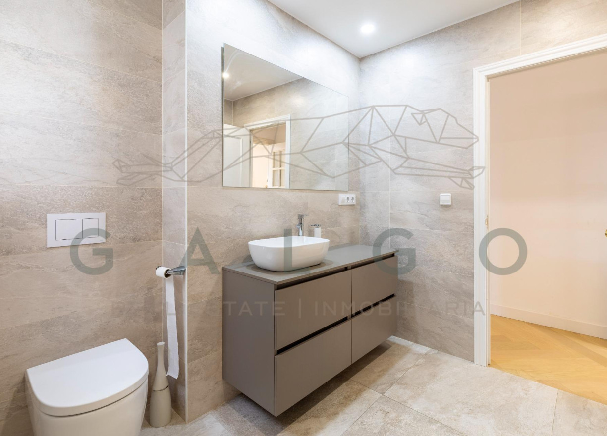 Sale - Flat - Valencia - Sant Francesc