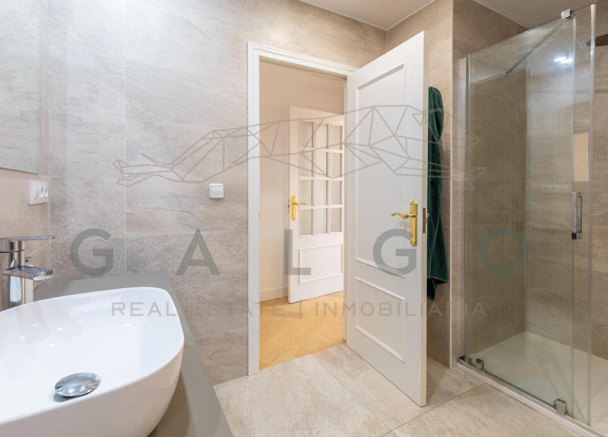 Sale - Flat - Valencia - Sant Francesc