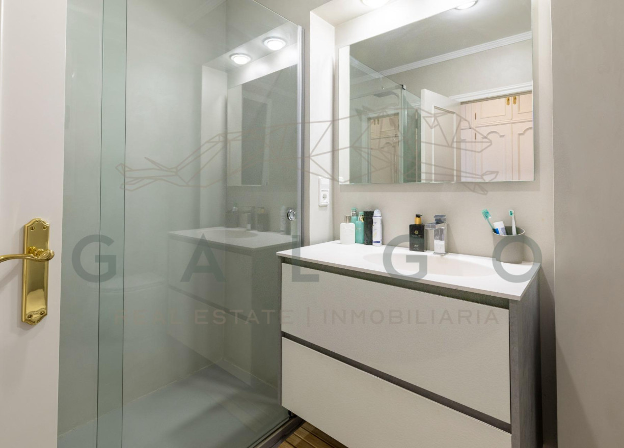 Sale - Flat - Valencia - Sant Francesc