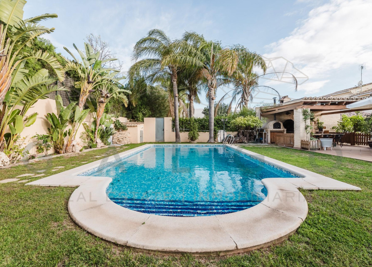 Sale - House - Godella - Nueva Santa Barbara