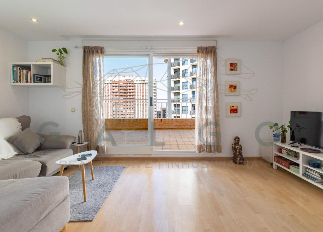 Sale - Penthouse - Valencia - Sant Pau