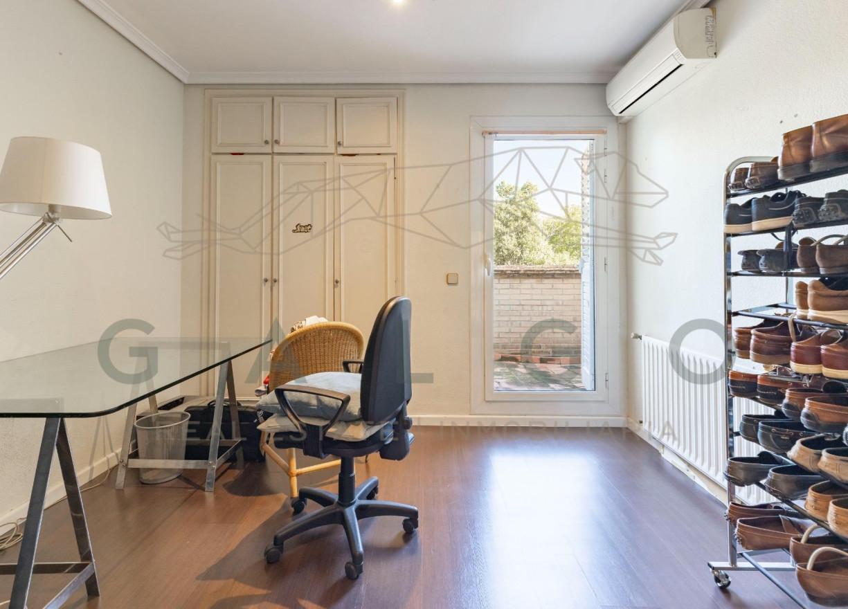 Sale - Semi-detached - Godella - Campolivar