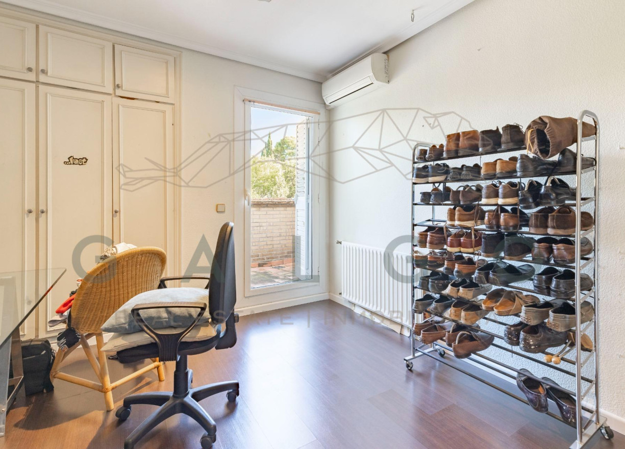 Sale - Semi-detached - Godella - Campolivar