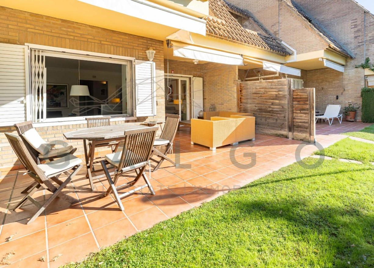 Sale - Semi-detached - Godella - Campolivar