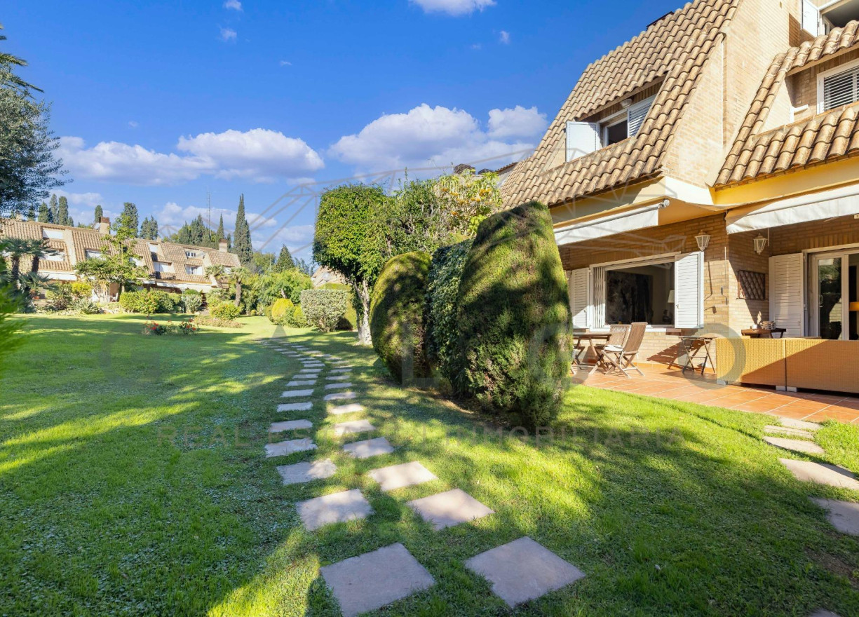 Sale - Semi-detached - Godella - Campolivar