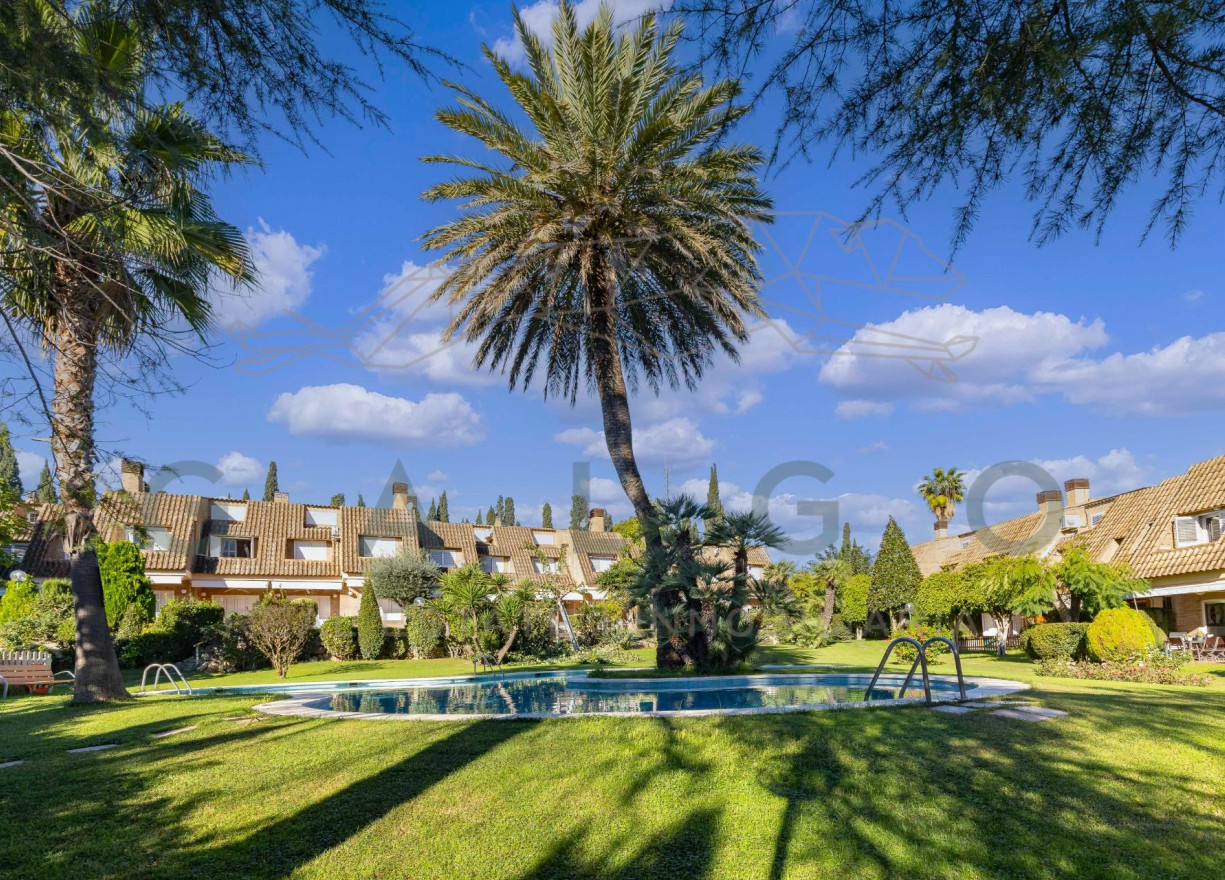 Sale - Semi-detached - Godella - Campolivar