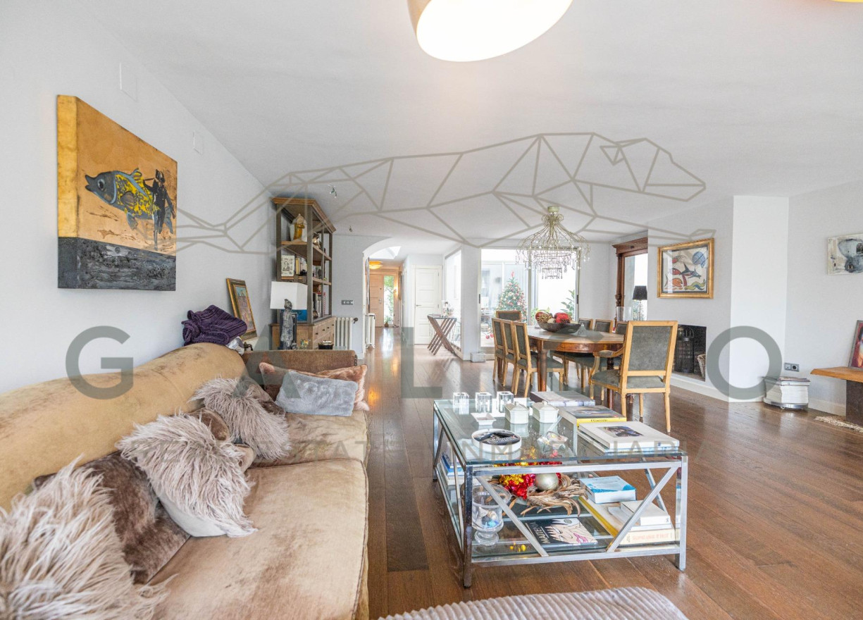 Sale - Semi-detached - Godella - Campolivar