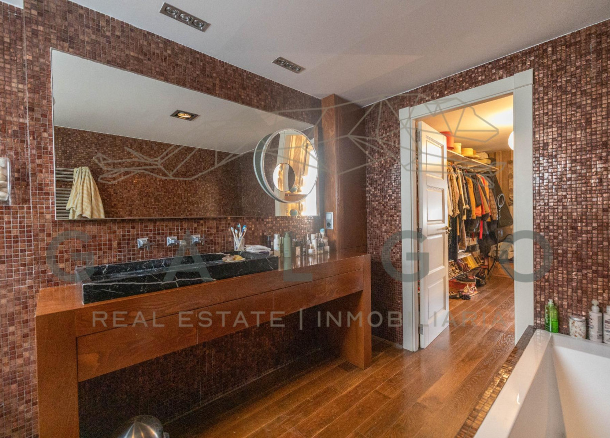 Sale - Semi-detached - Godella - Campolivar