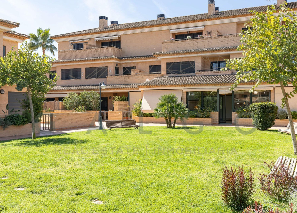 Sale - Semi-detached - Valencia - Beniferri
