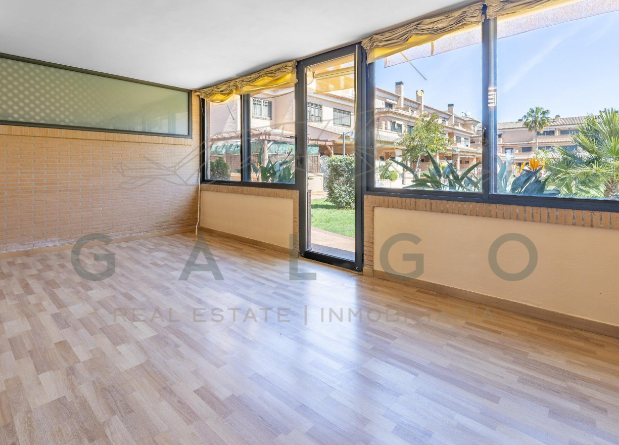 Sale - Semi-detached - Valencia - Beniferri