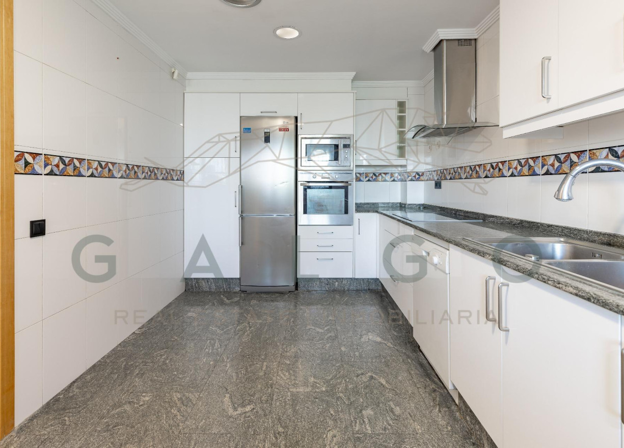 Sale - Semi-detached - Valencia - Beniferri