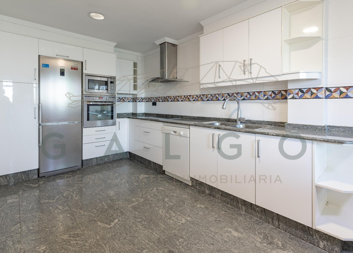 Sale - Semi-detached - Valencia - Beniferri