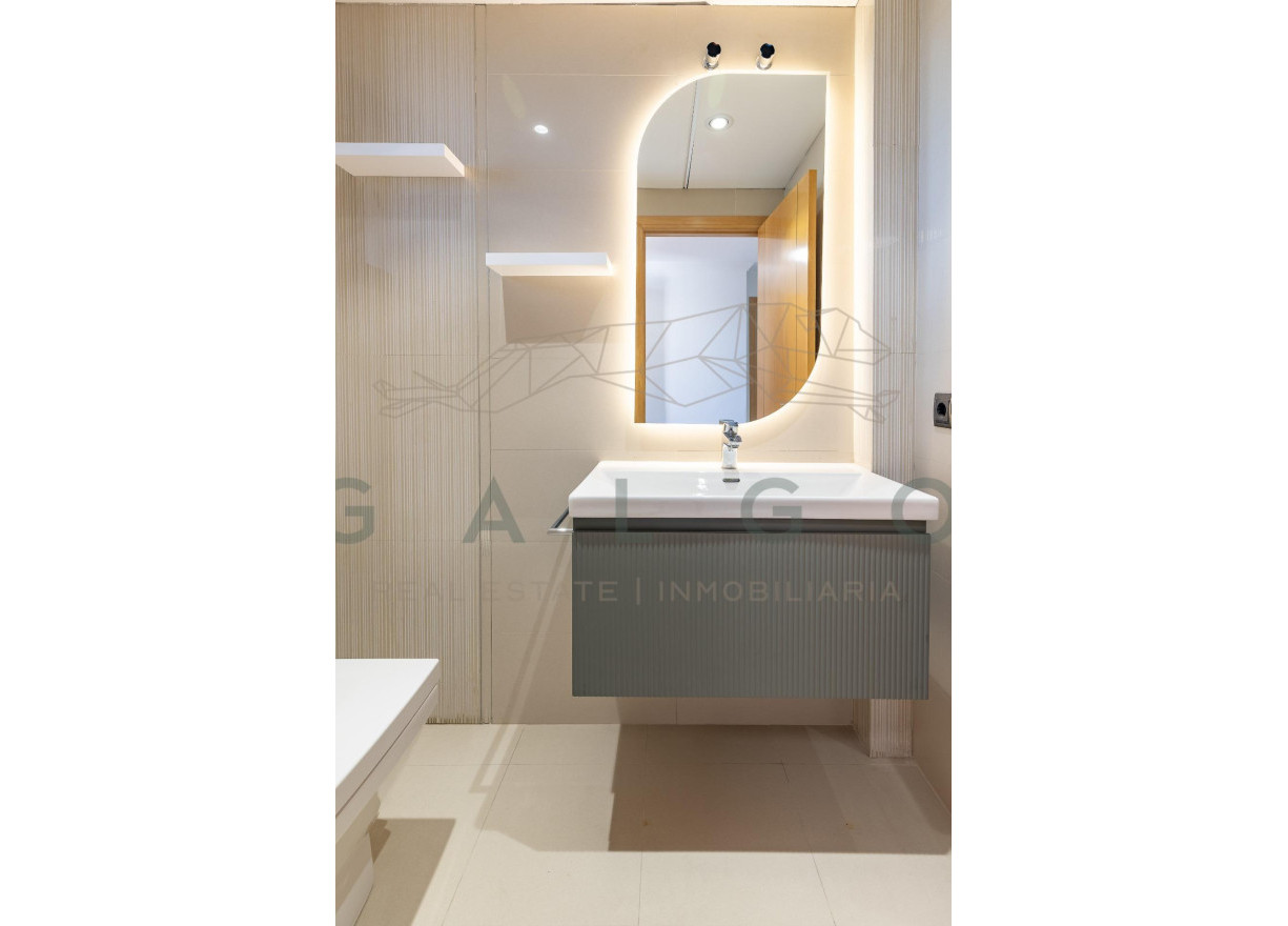 Sale - Semi-detached - Valencia - Beniferri